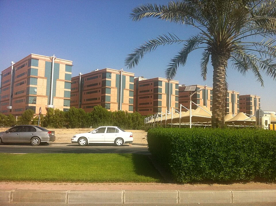 Dubai International Academic City в 2012 году — район расположения University of Birmingham Dubai. На фото не кампус университета