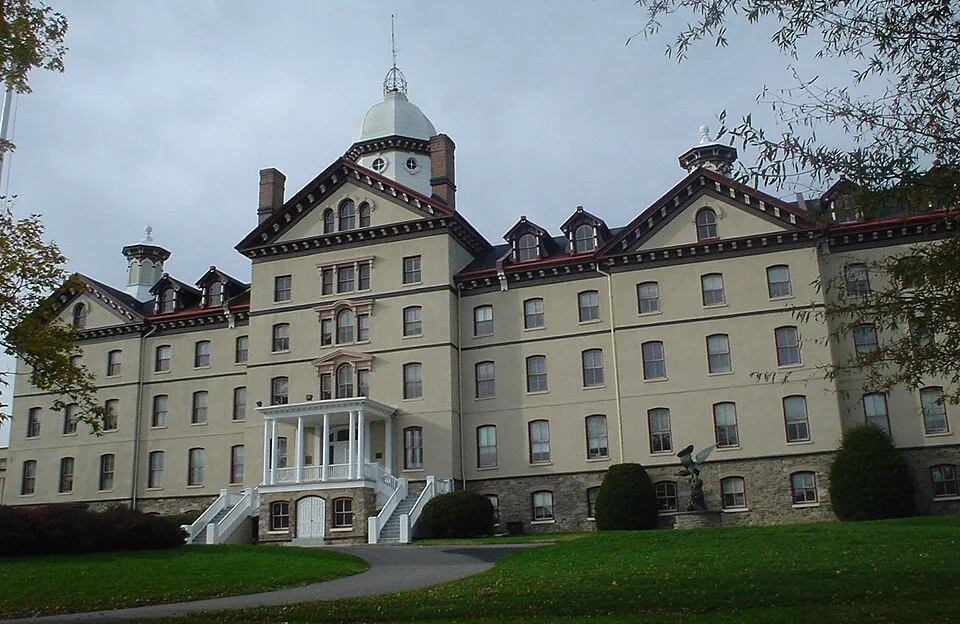 Old Main в кампусе Widener University, Честер
