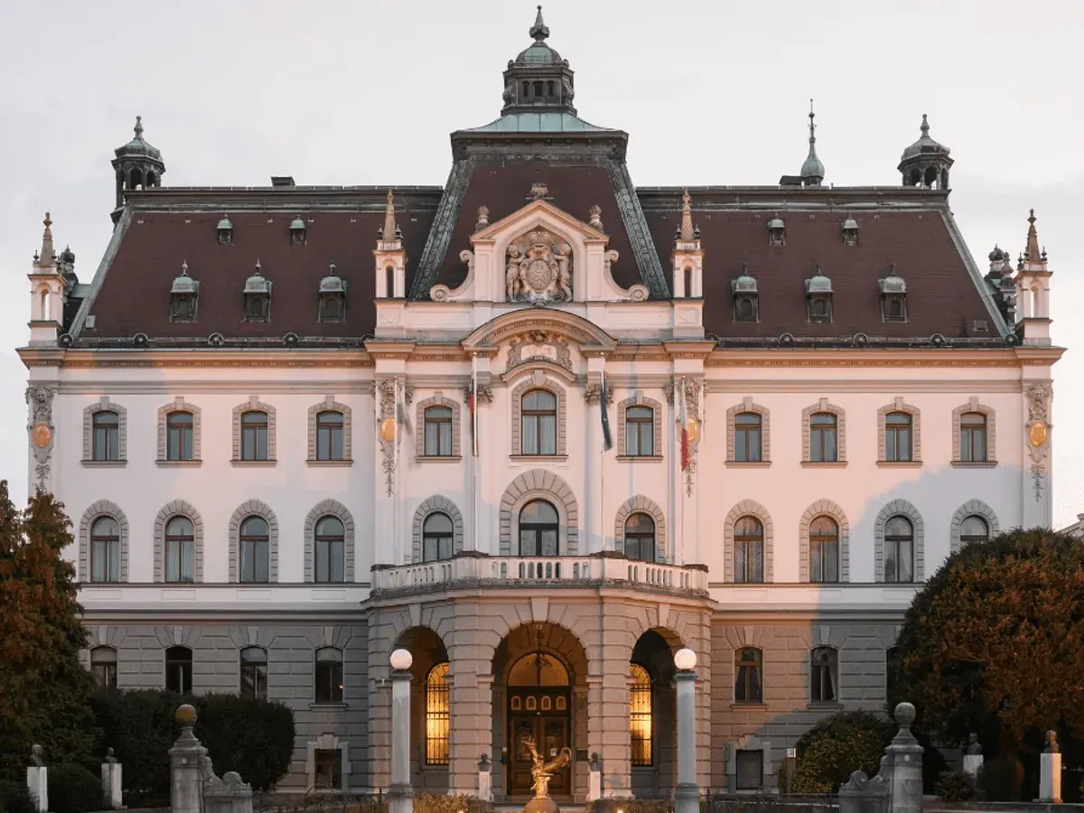 Люблянский университет (University of Ljubljana) - Любляна